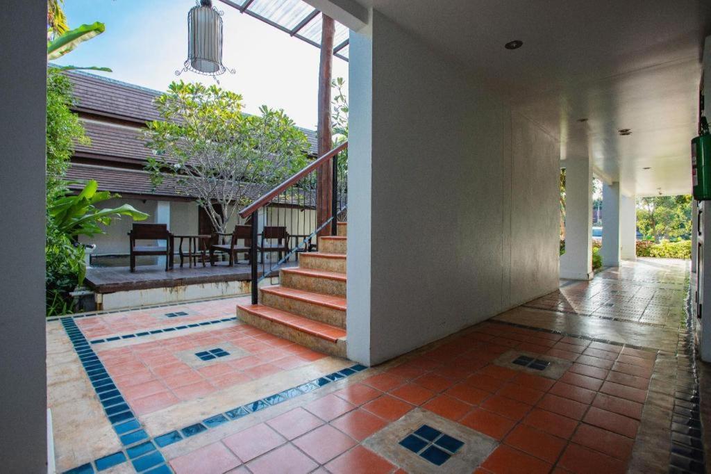 Wiangkaew Hotel Nan Exteriör bild